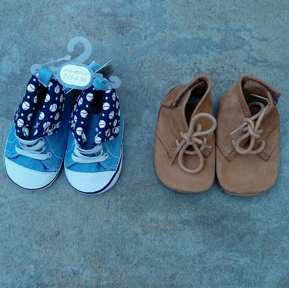 Clarks Other - Pair of 3-6 months baby shoes